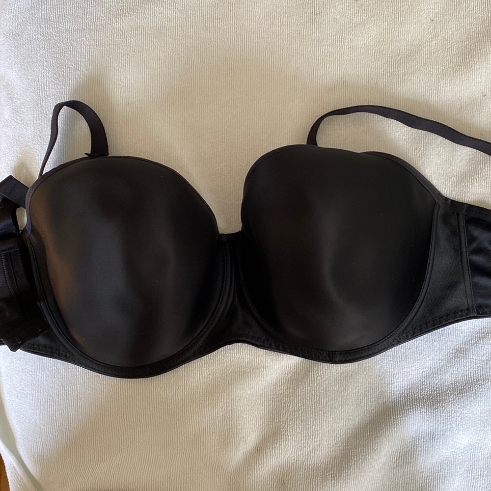 Fantasie smoothing molded t-shirt bra in black